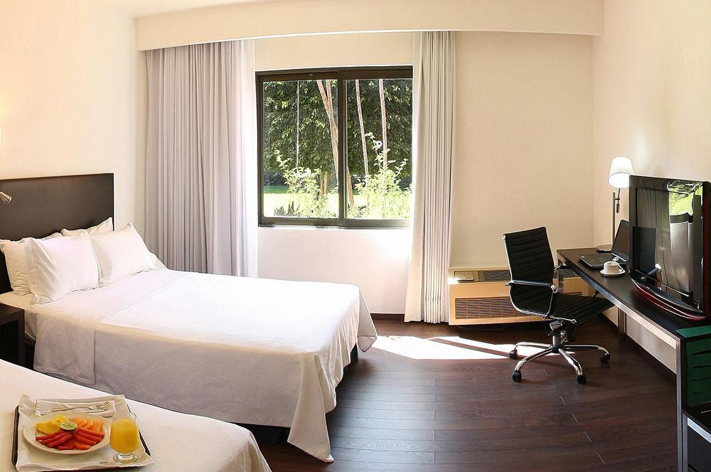 Fiesta Inn Халапа Экстерьер фото