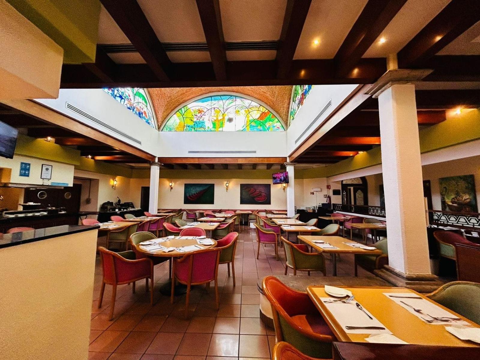 Fiesta Inn Халапа Экстерьер фото
