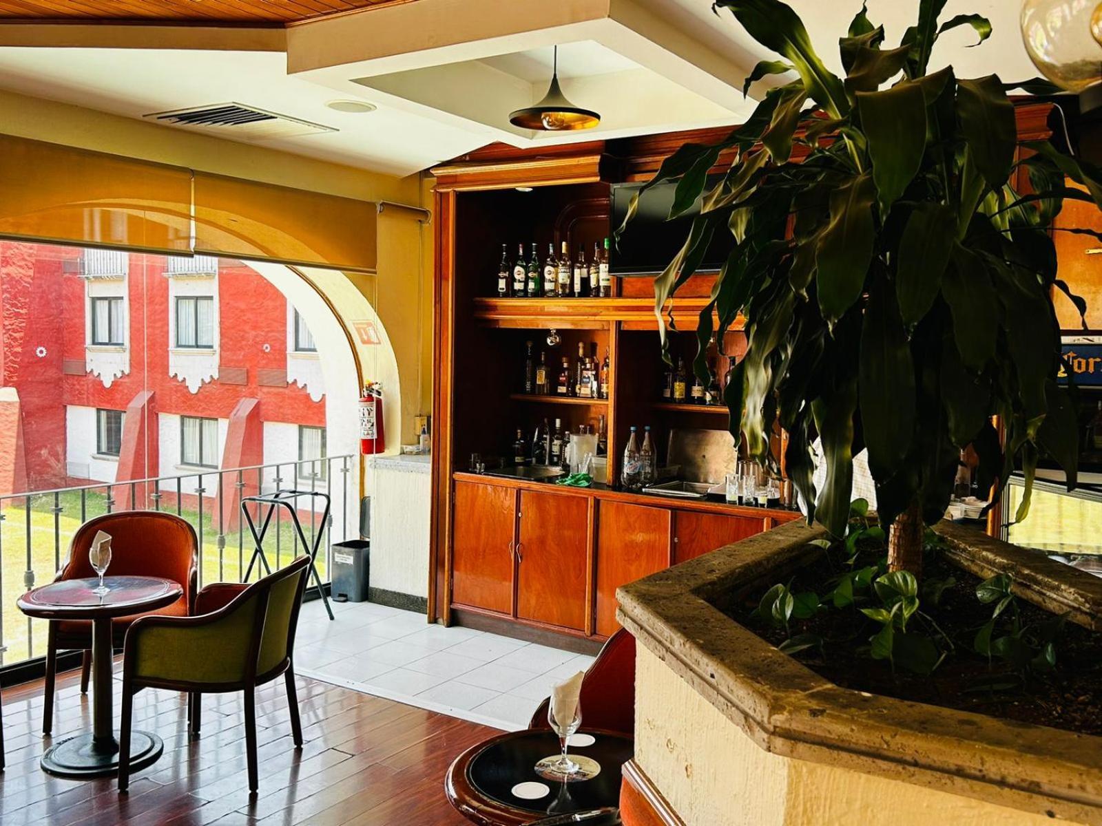 Fiesta Inn Халапа Экстерьер фото