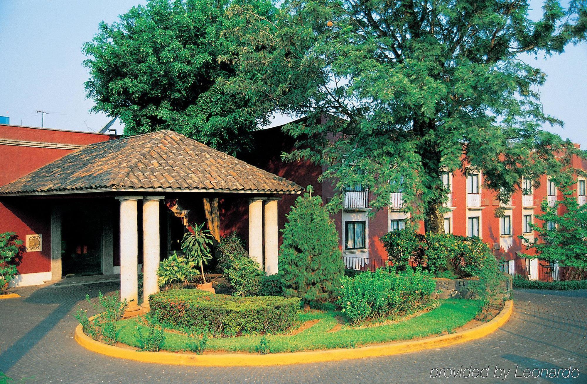 Fiesta Inn Халапа Экстерьер фото