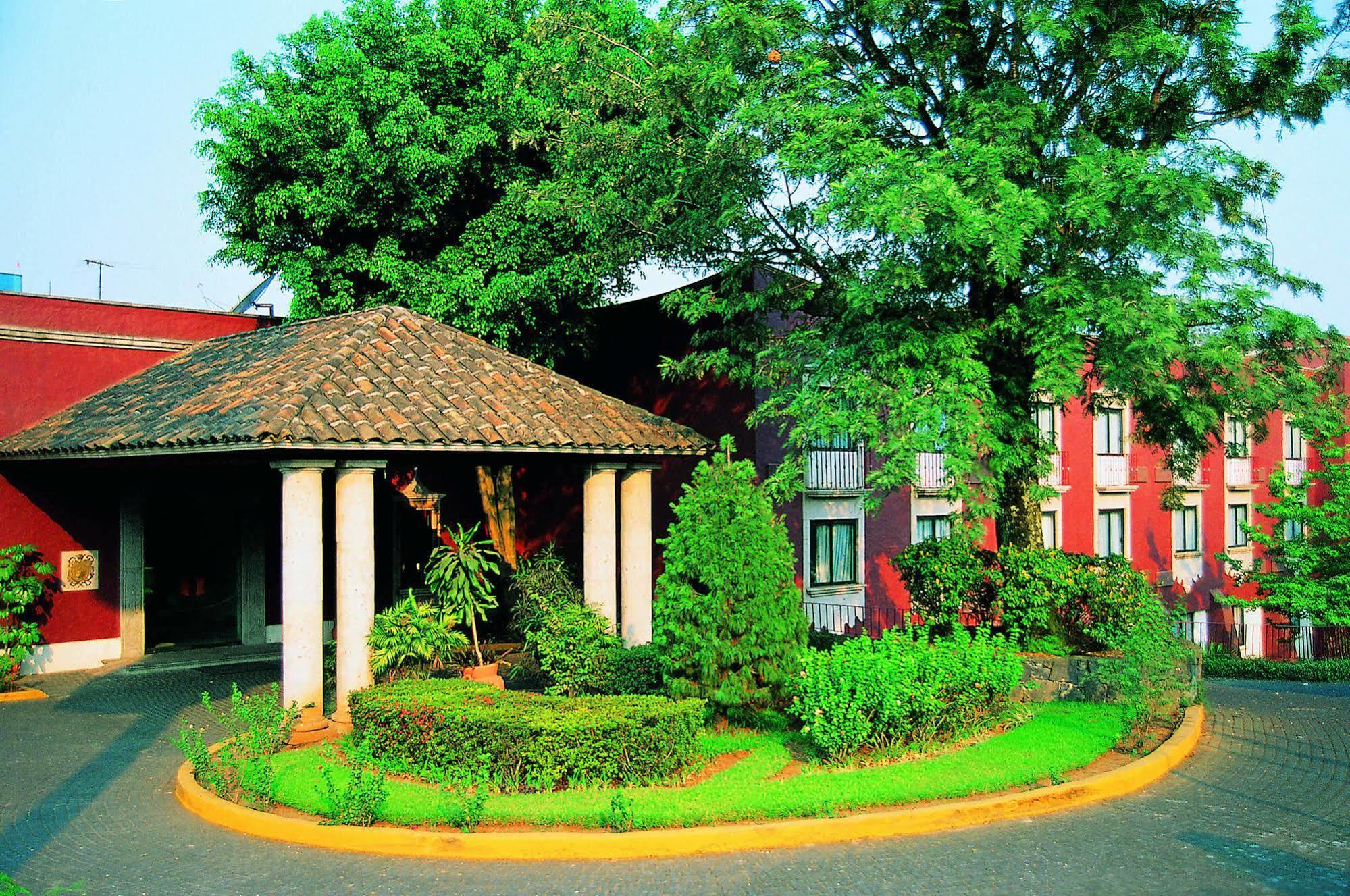Fiesta Inn Халапа Экстерьер фото