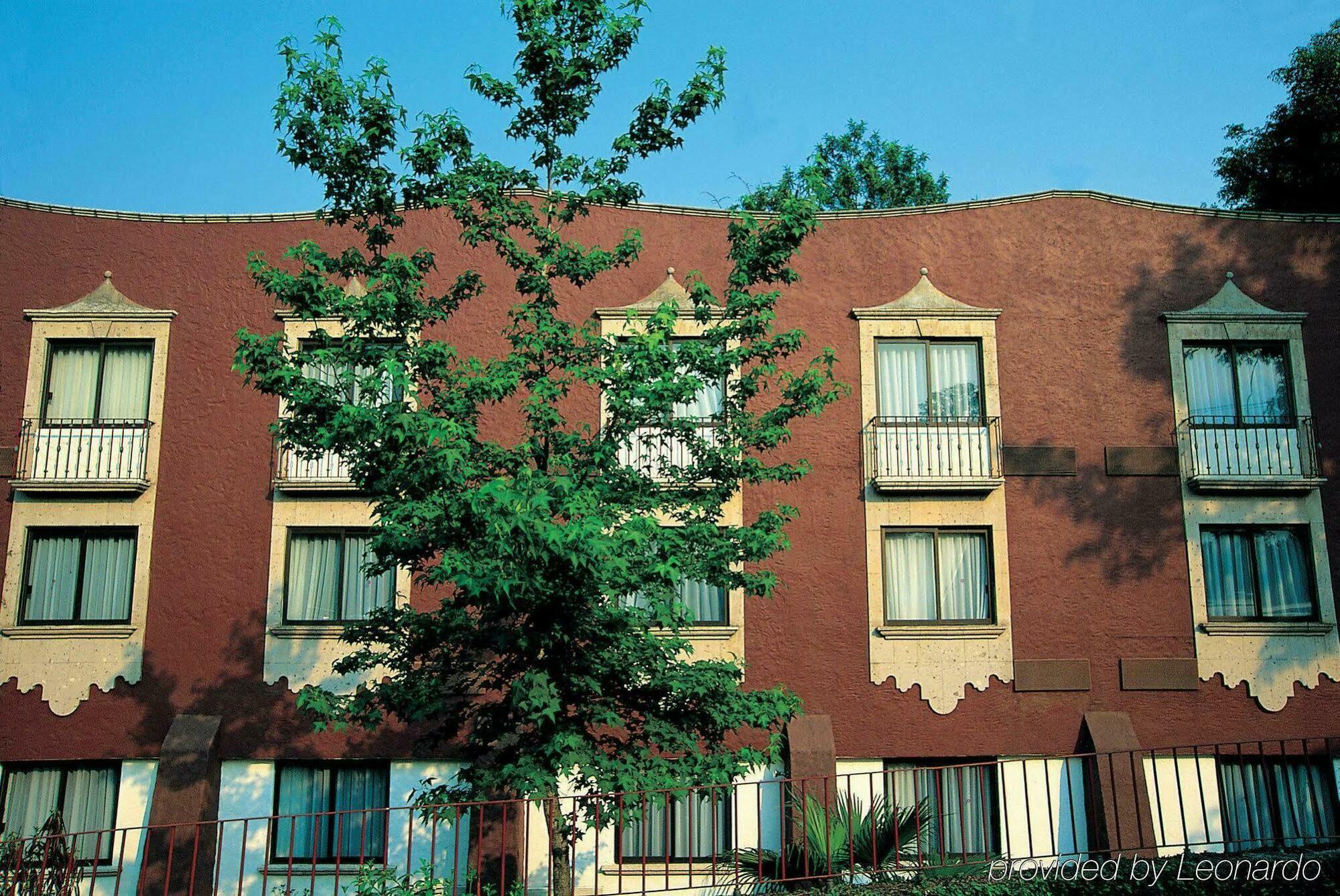 Fiesta Inn Халапа Экстерьер фото